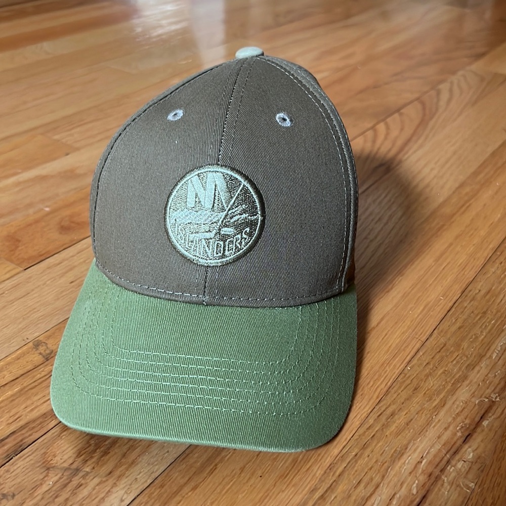 New York Islanders Army Hat
